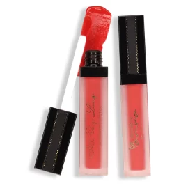 https://www.shecosmetics.pk/wp-content/uploads/2023/12/lip-5.webp